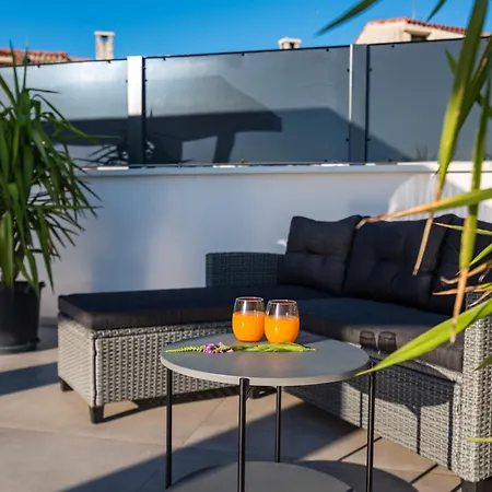 Apartment Dalmo Views *